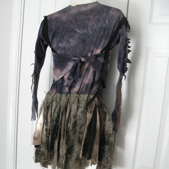 SPOOKY HALLOWEEN ZOMBIE COSTUME - Picture 6 of 16